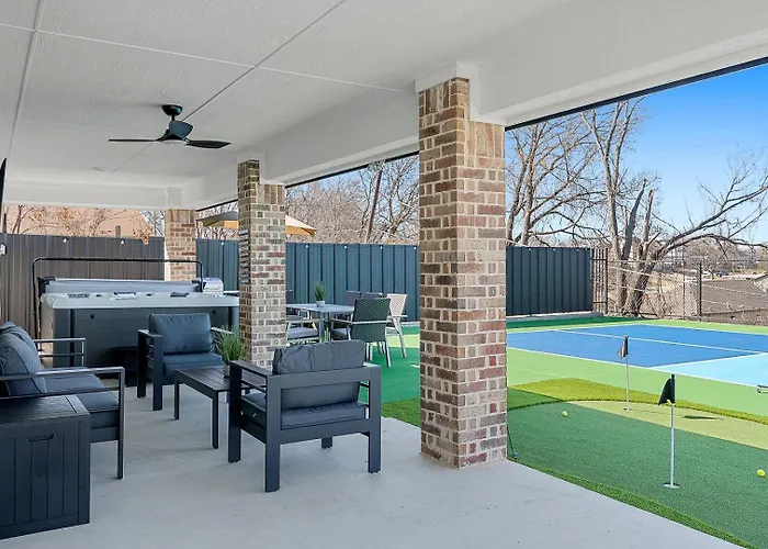 Vakantiehuis Pickleball Hottub Minigolf With Downtown Worth Views! Fort Worth